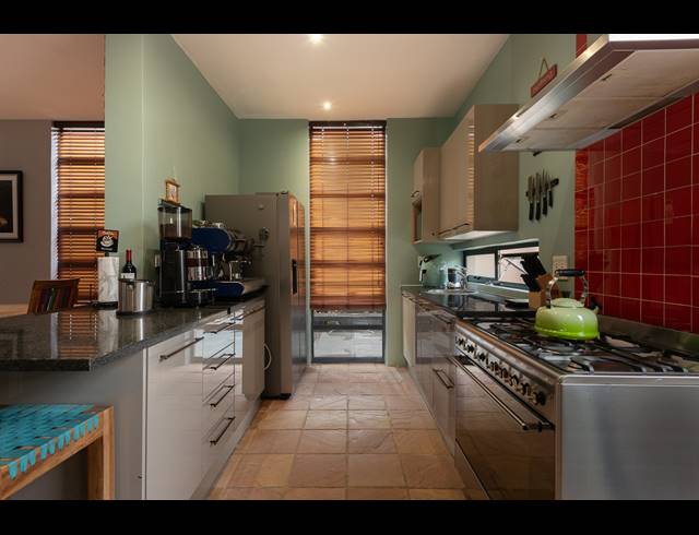 3 BEDROOM HOUSE FOR SALE IN NORTH RIDING